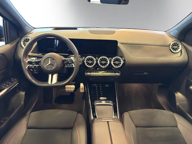 Mercedes-Benz B 220 4Matic 8G-DCT