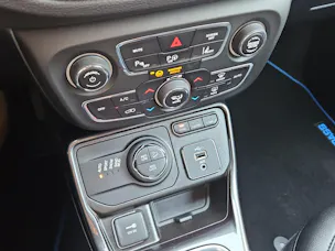 Jeep Compass 1.3 First Edition