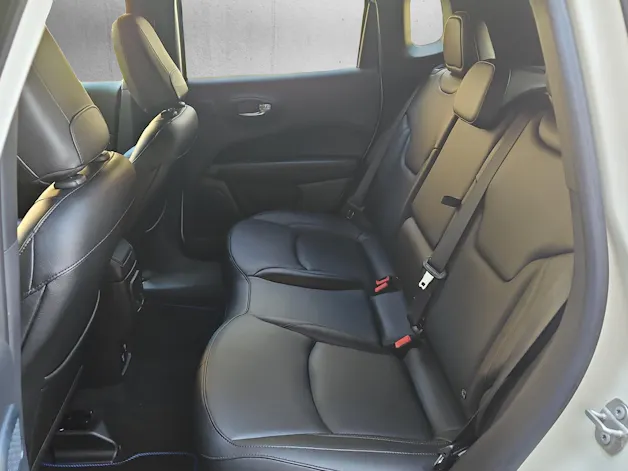 Jeep Compass 1.3 First Edition