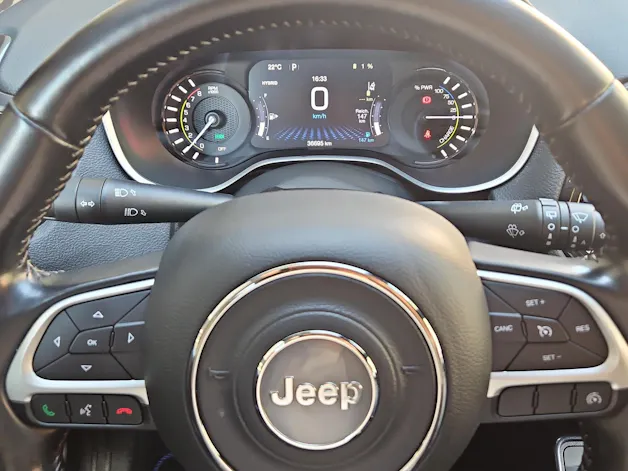 Jeep Compass 1.3 First Edition