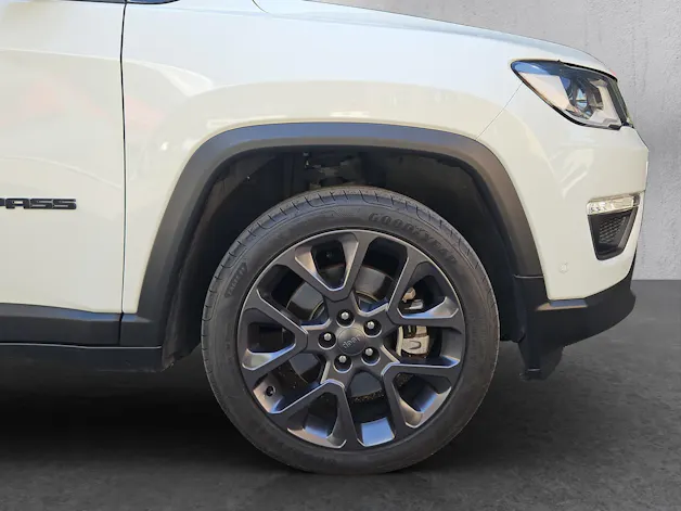 Jeep Compass 1.3 First Edition