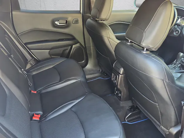 Jeep Compass 1.3 First Edition
