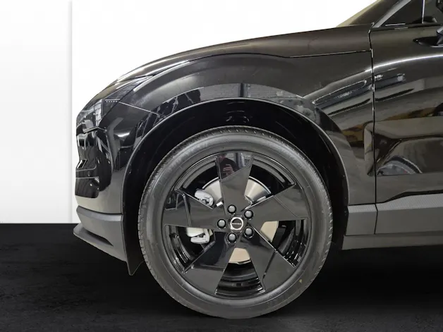 Volvo EX30 E60 Plus Swiss Black Edition