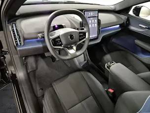 Volvo EX30 E60 Plus Swiss Black Edition