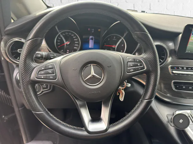 Mercedes-Benz V 250 d lang Avantgarde 4Matic G-Tronic