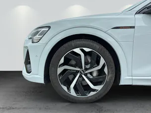 Audi e-tron 55 S Line Black Edition quattro
