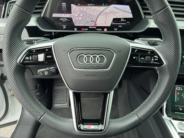 Audi e-tron 55 S Line Black Edition quattro