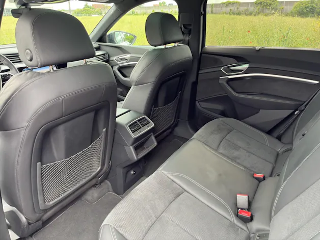 Audi e-tron 55 S Line Black Edition quattro