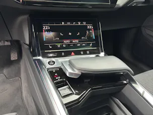 Audi e-tron 55 S Line Black Edition quattro
