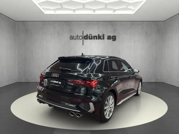 Audi S3 Sportback 2.0 TFSI quattro S-tronic