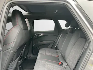 Audi Q4 e-tron 45 Edition Swiss Ski quattro