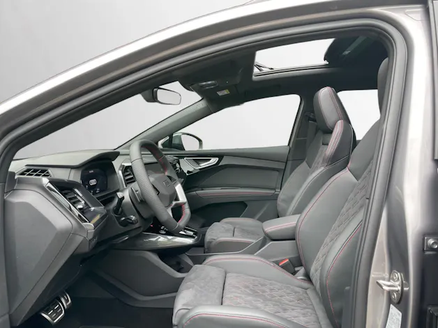 Audi Q4 e-tron 45 Edition Swiss Ski quattro