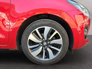 Suzuki Swift 1.0i Compact Top Hybrid