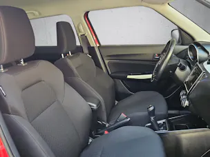 Suzuki Swift 1.0i Compact Top Hybrid
