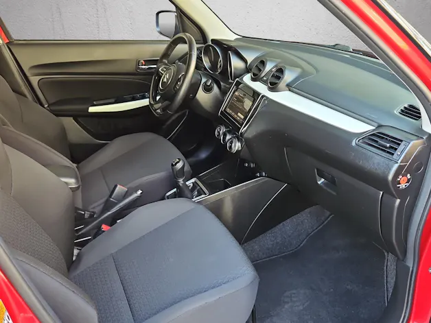 Suzuki Swift 1.0i Compact Top Hybrid
