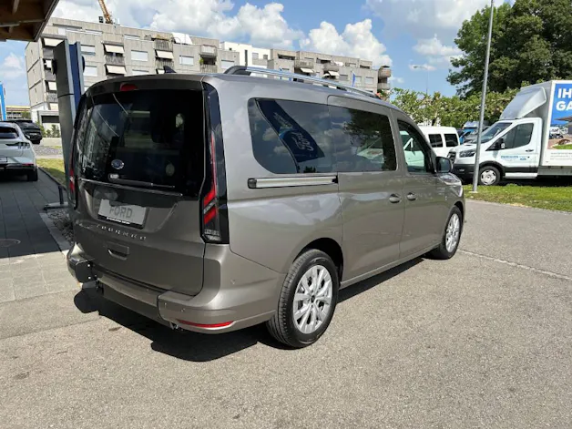 Ford TOURNEO CONNECT Grand 2.0 EcoBlue 122 Titanium Rollstuhl-Umbau