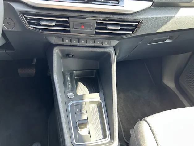 Ford TOURNEO CONNECT Grand 2.0 EcoBlue 122 Titanium Rollstuhl-Umbau