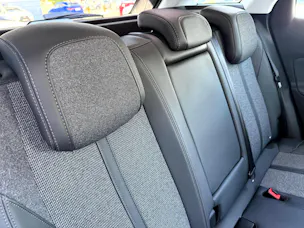 Peugeot 3008 1.2 PureTech Allure Noir Perla EAT8