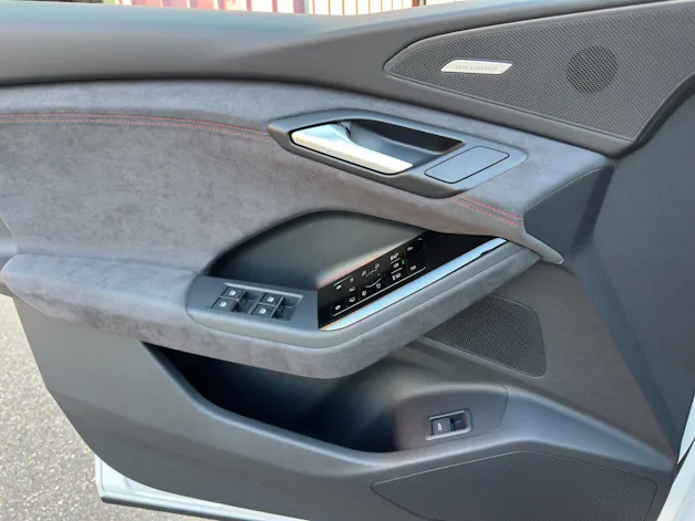 Audi Q6 e-tron quattro