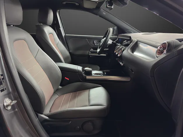 Mercedes-Benz EQA 300 4Matic