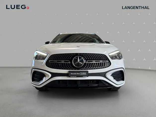 Mercedes-Benz GLA 200 7G-DCT