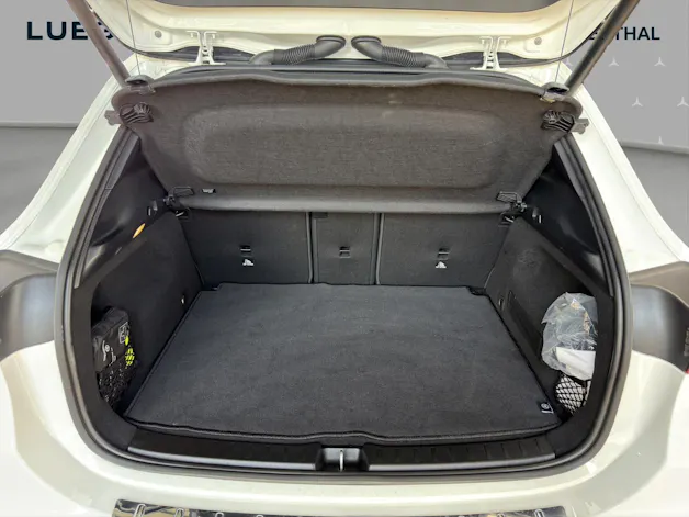 Mercedes-Benz GLA 200 7G-DCT