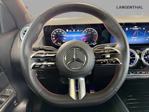 Mercedes-Benz GLA 200 7G-DCT