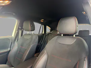 Mercedes-Benz GLA 200 7G-DCT