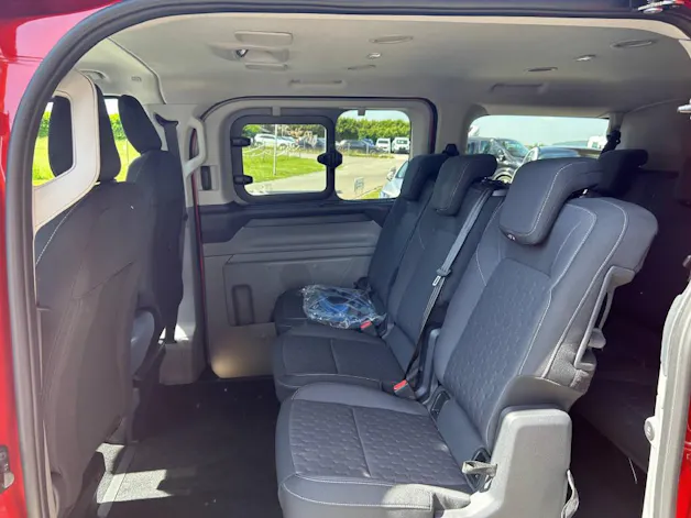 Ford Transit Custom Kombi 340 L1 2.5 Duratec 233 Limited PHEV