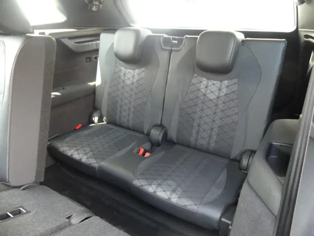 VW Tayron 2.0 TSI R-Line DSG 4Motion