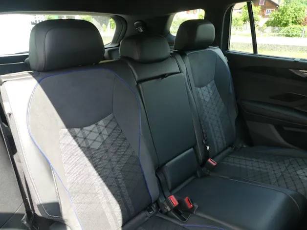 VW Tayron 2.0 TSI R-Line DSG 4Motion