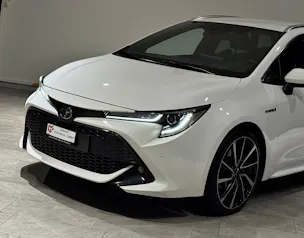 Toyota Corolla 2.0 HSD Premium e-CVT | CH | 1.Hand |