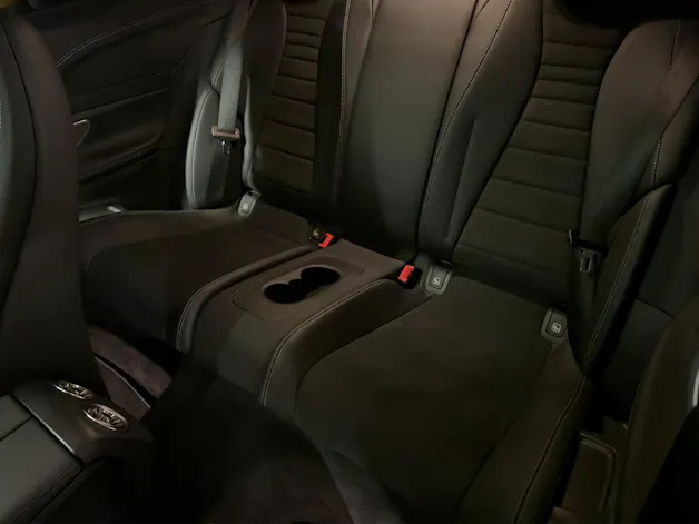 Mercedes-Benz E 200 Coupé 4Matic AMG Line 9G-Tronic