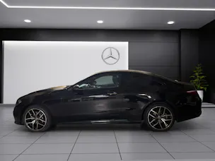 Mercedes-Benz E 200 Coupé 4Matic AMG Line 9G-Tronic