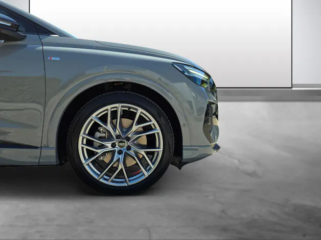 Audi Q4 e-tron 45 Edition Swiss Ski quattro