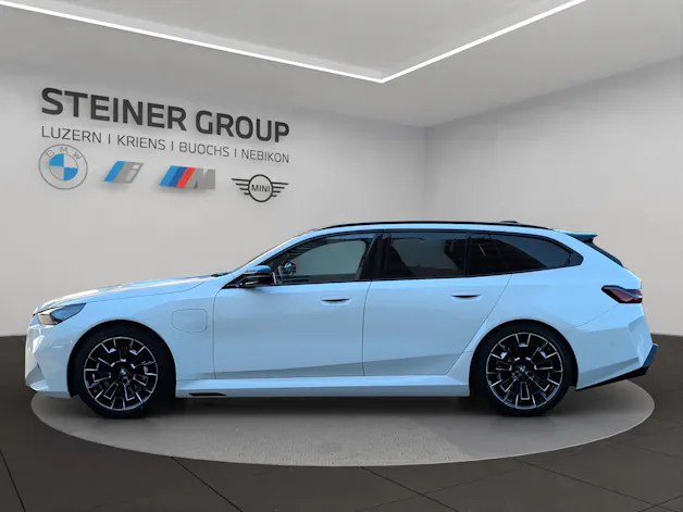 BMW M5 xDrive Touring