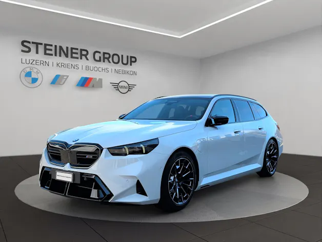 BMW M5 xDrive Touring
