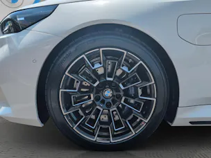 BMW M5 xDrive Touring