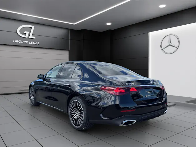 Mercedes-Benz E 300 e 4Matic EQ Hybrid 9G-Tronic