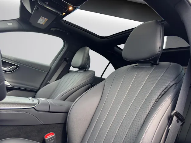 Mercedes-Benz E 300 e 4Matic EQ Hybrid 9G-Tronic