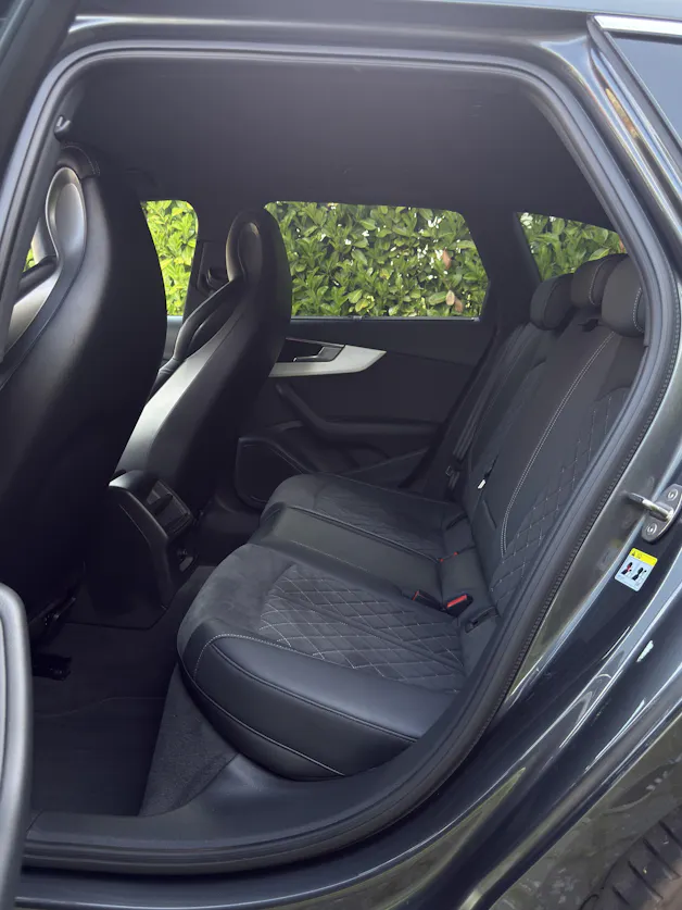 Audi S4 Avant 3.0 V6 TDI quattro T-Tronic