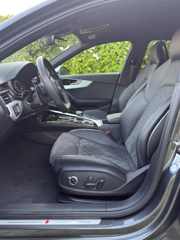 Audi S4 Avant 3.0 V6 TDI quattro T-Tronic