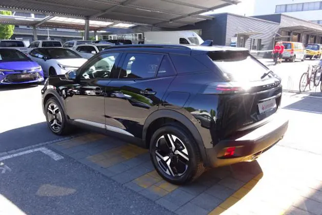 Peugeot 2008 1.2 145 MHEV GT