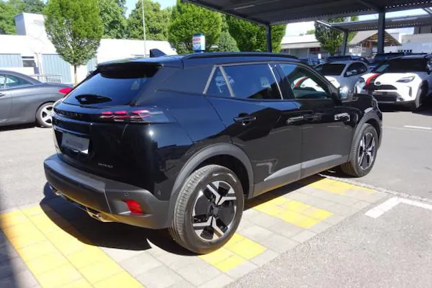 Peugeot 2008 1.2 145 MHEV GT