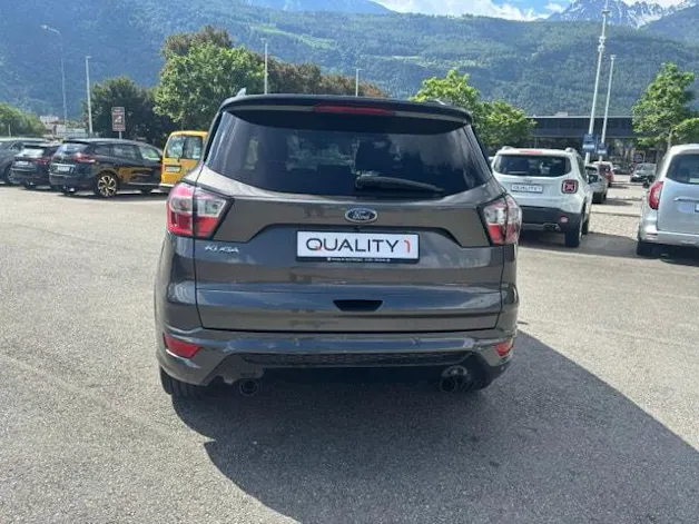 Ford Kuga 2.0 TDCi ST Line High 4WD