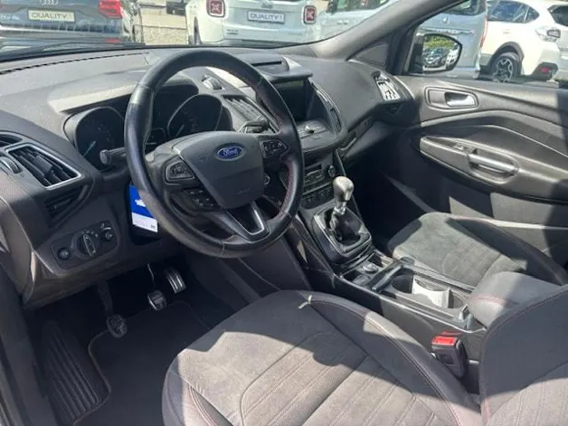 Ford Kuga 2.0 TDCi ST Line High 4WD