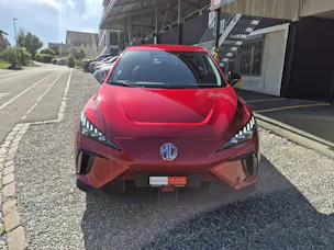 MG 4 64kWh Premium