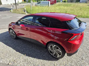 MG 4 64kWh Premium