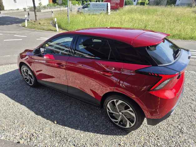 MG 4 64kWh Premium