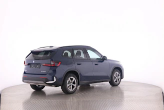 https://vehicle.imgix.net/4329581/ad2f73d9-0462-43fb-a001-8b924211efb2.jpg